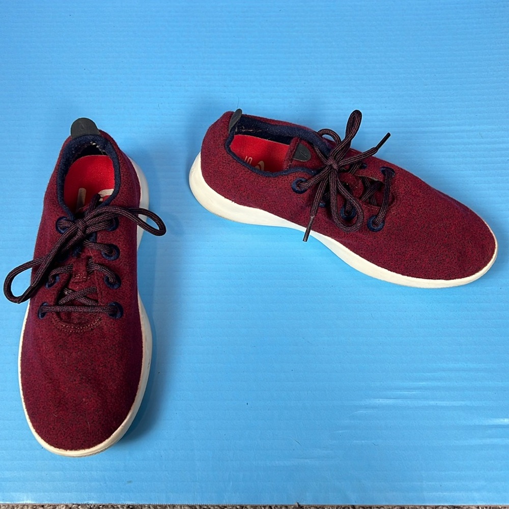Allbirds Sole Burgundy Wool Lace Up Shoes 10